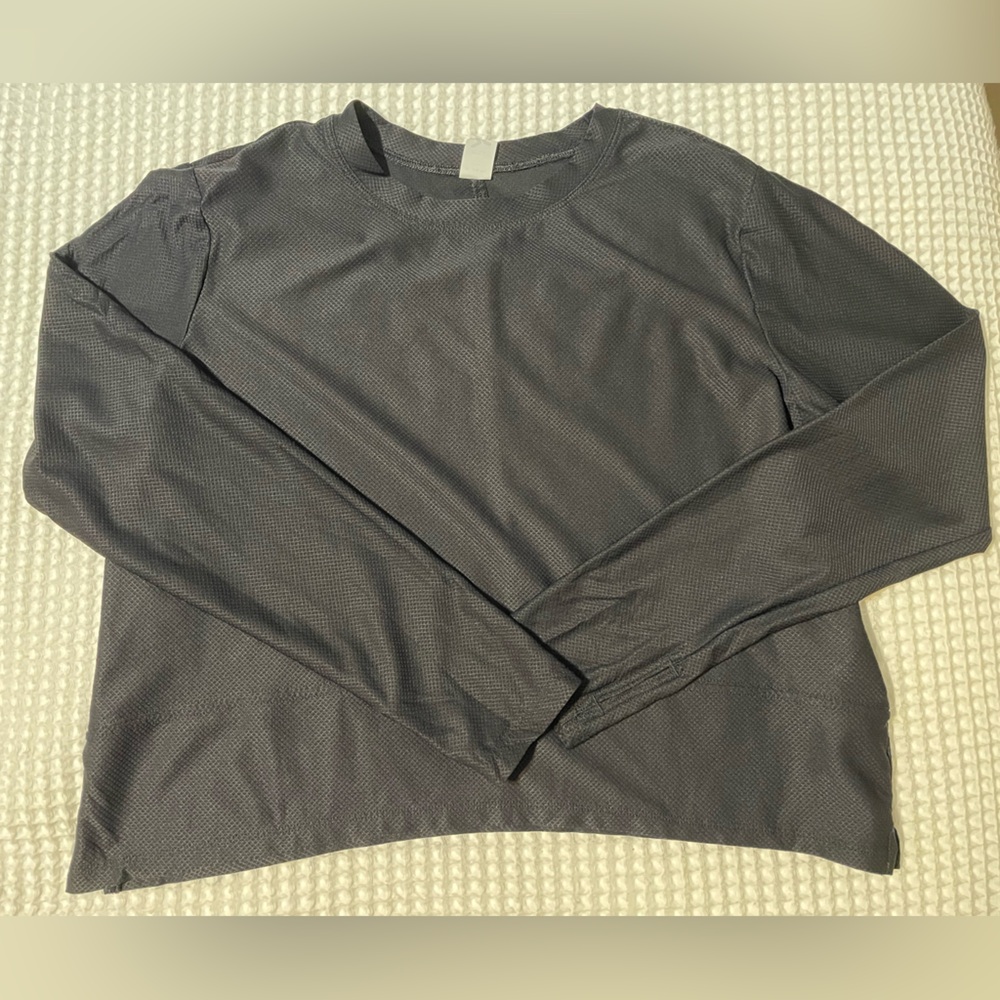 Old Navy Go-Dry Long Sleeve Tee